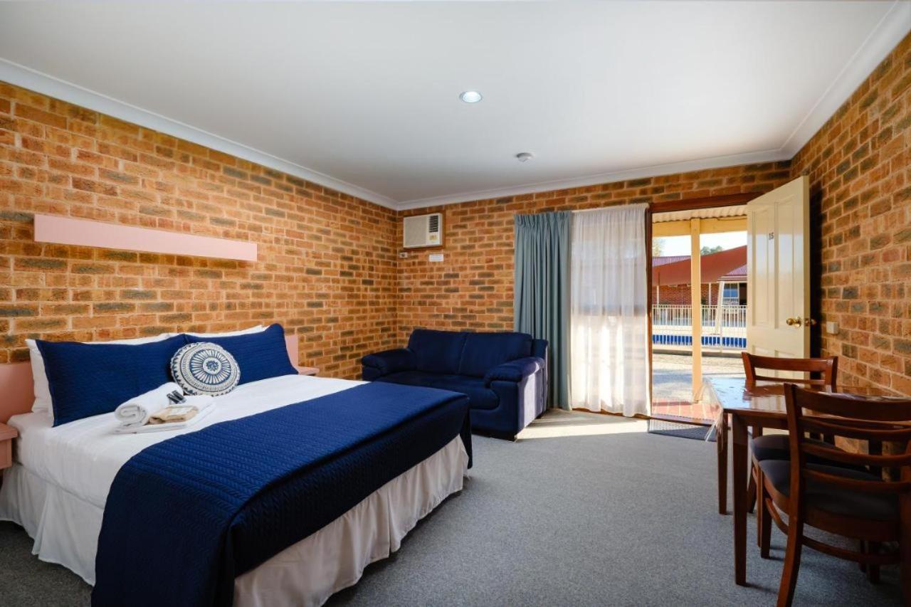 The Lydoun Motel Chiltern Exteriör bild