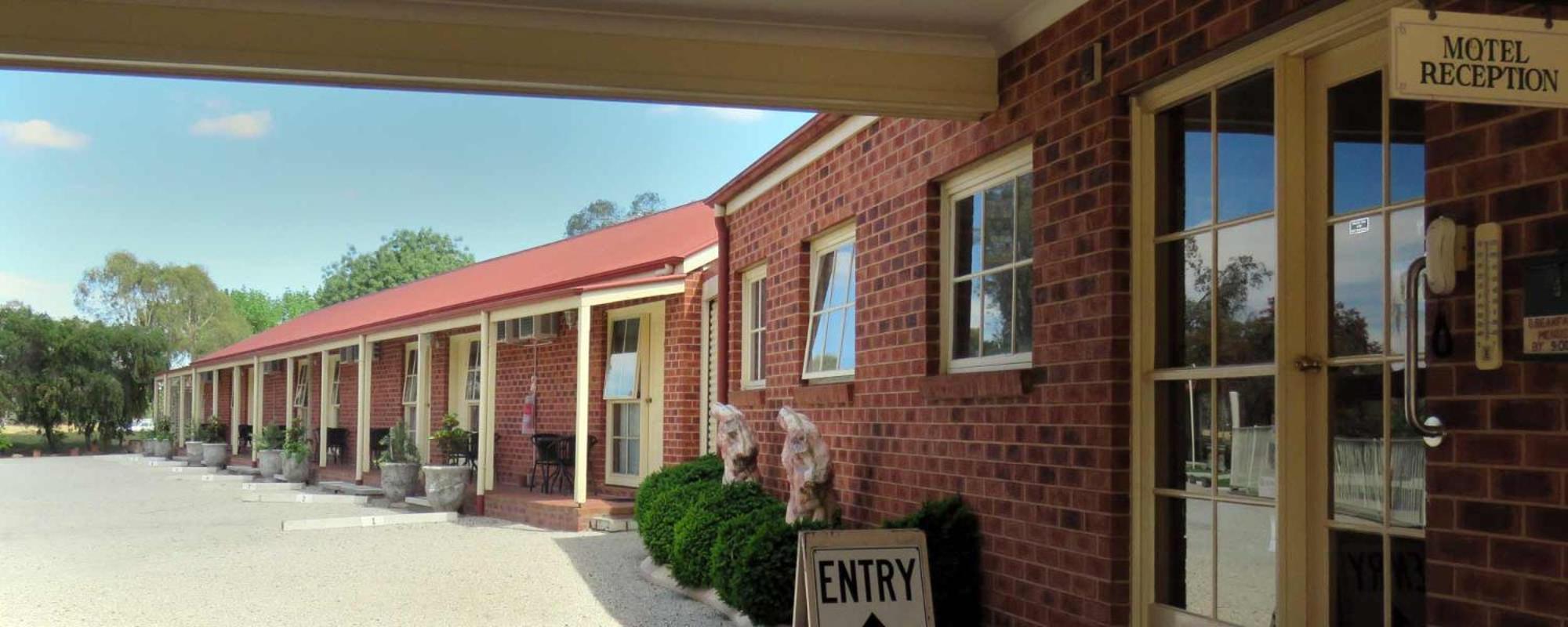 The Lydoun Motel Chiltern Exteriör bild